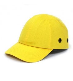כובע חבטות צהוב עם מצחייה ארוכה וחורים לאוורור, מק"ט 1097